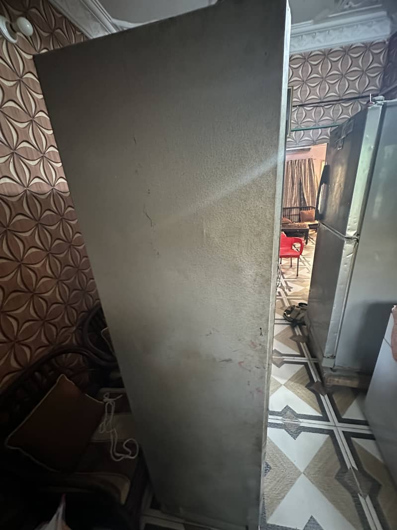 Double sheet wardrobe 0