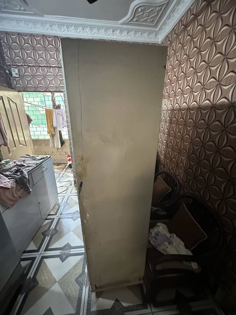 Double sheet wardrobe 5