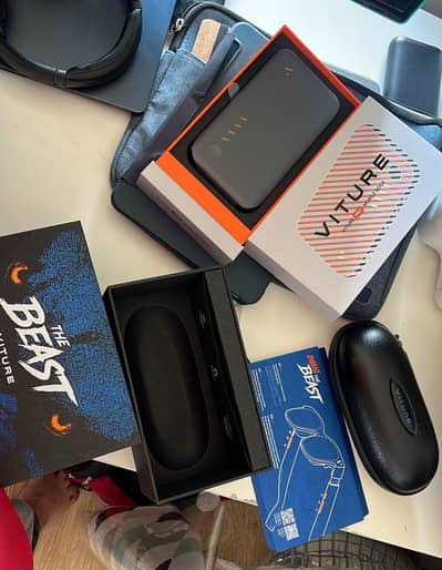 VITURE Beast XR Smart Glasses With VITURE Mobile Dock