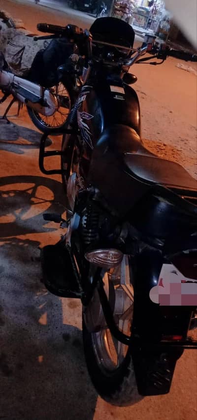 GS 150 alloyrim wth tubeless tyre