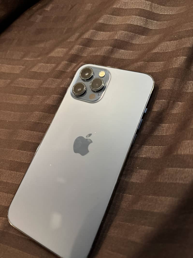 Apple iPhone 12 Pro Max 1