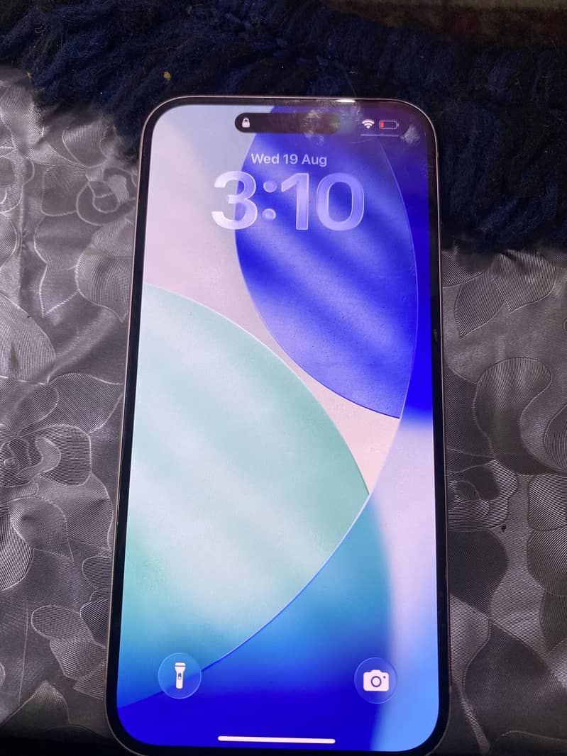 Apple iPhone 15 plus 1