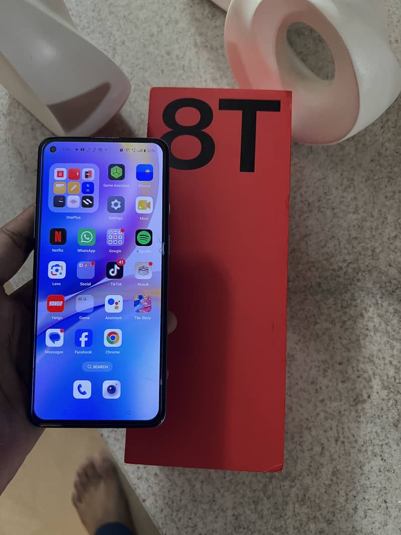One Plus 8T 6
