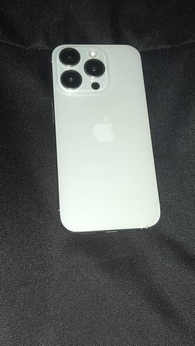 iphone 15 pro jv 10/10
