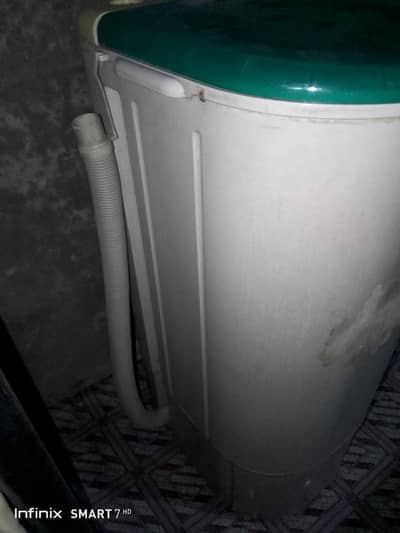 HAIER  DRYER MACHINE