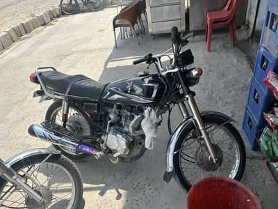 Honda 125 2018 model all Punjab num