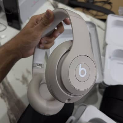 Beats Studio Pro New Condition