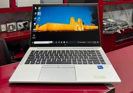 HP ELITEBOOK-840-G8 / i5-11th gen /hp new logo