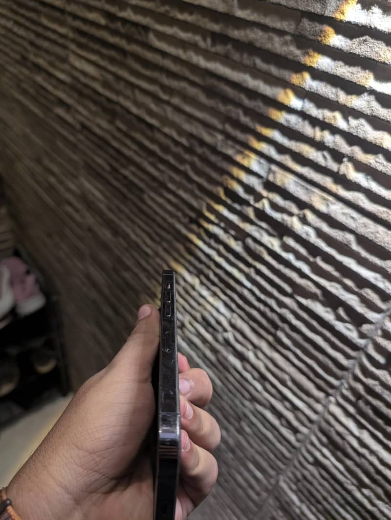 Apple iPhone 14 Pro 3