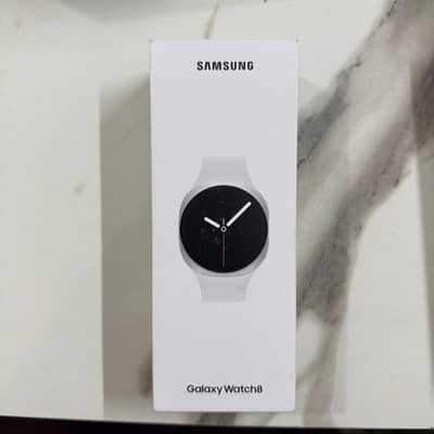 Galaxy Watch 8 40mm LTE Silver Box open Only