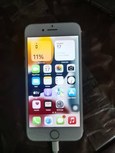 Apple iPhone 7 128 gb pta approved read add