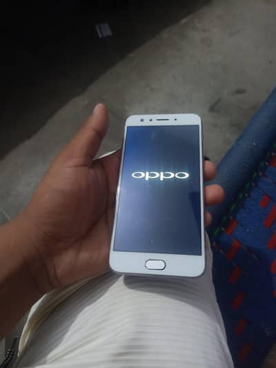 OPPO F3
