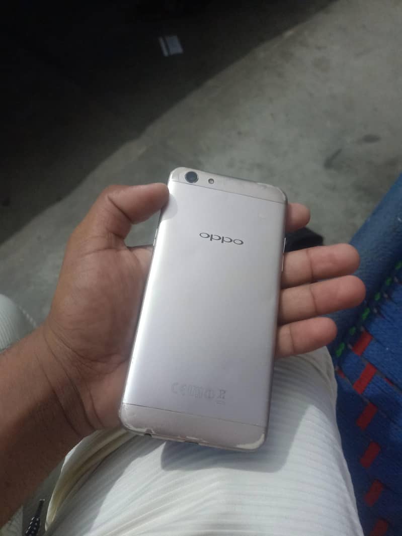 OPPO F3 3