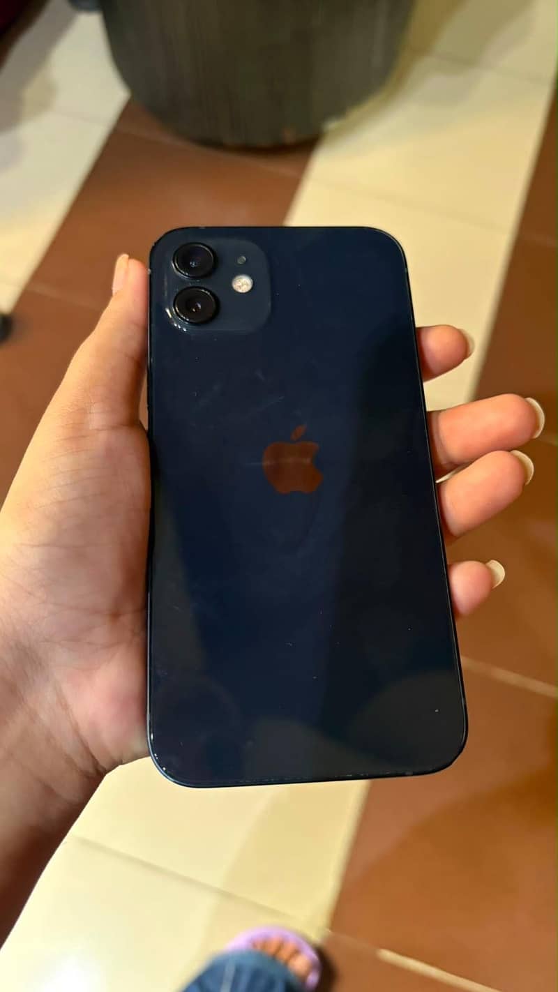 Apple iPhone 12 0
