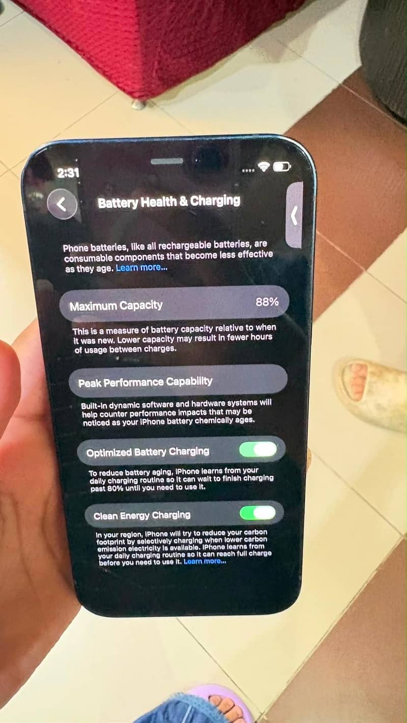 Apple iPhone 12 4
