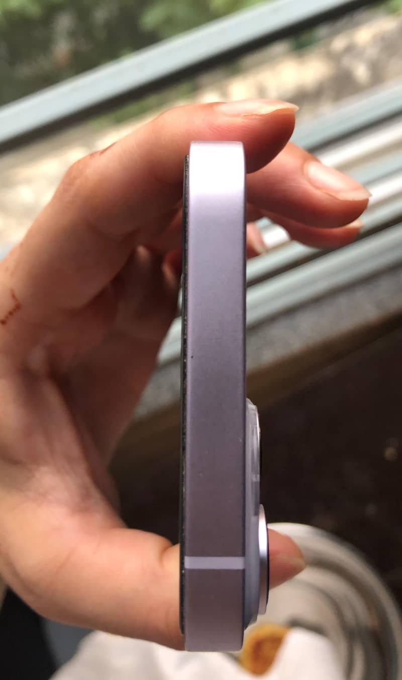 Apple iPhone 14 6