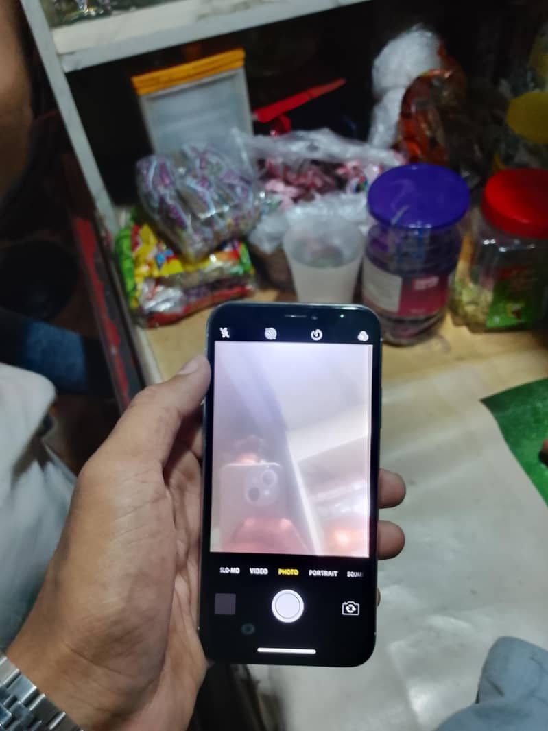 Apple iPhone X 5