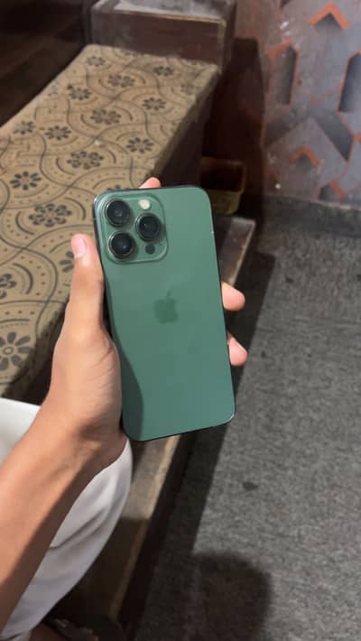 Apple iPhone 13 Pro