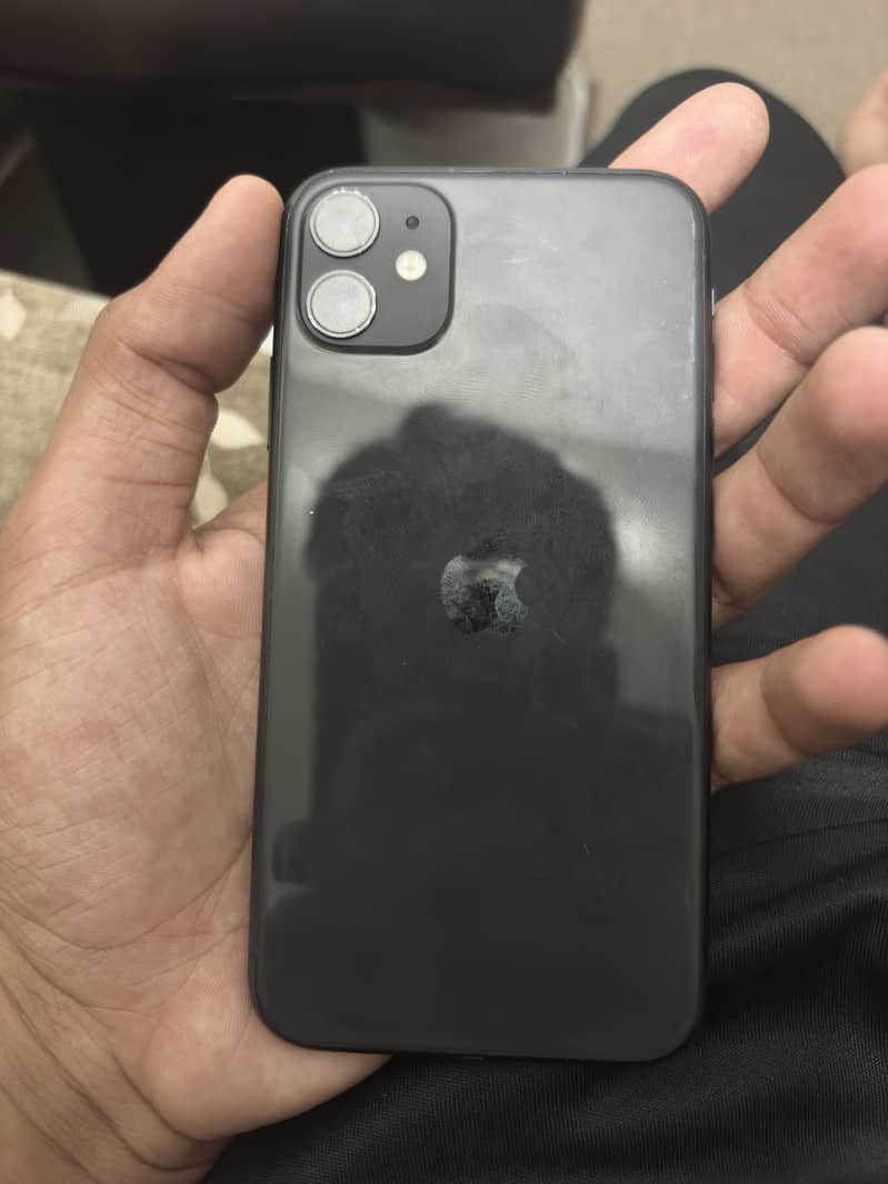 Apple iPhone 11 4
