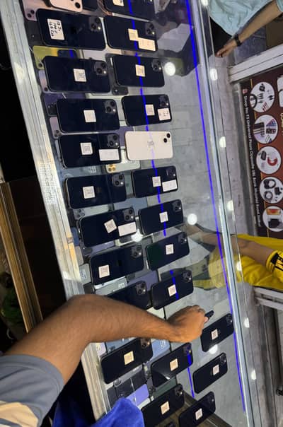 Apple iPhone 13jv