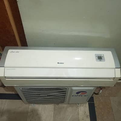 Greee split Ac 1.5 Ton use good