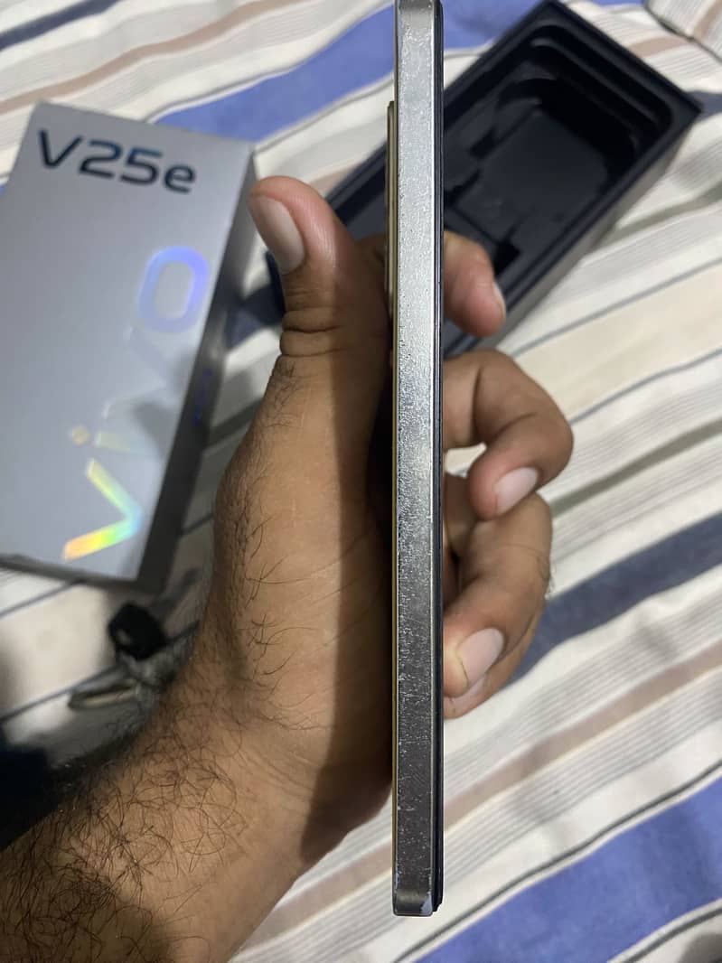 Vivo 25 e 8
