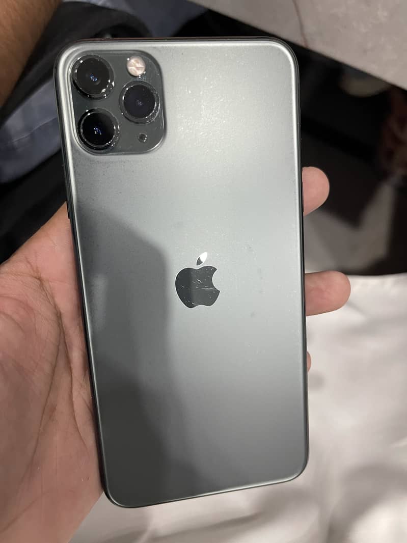 Apple iPhone 11 Pro Max 1