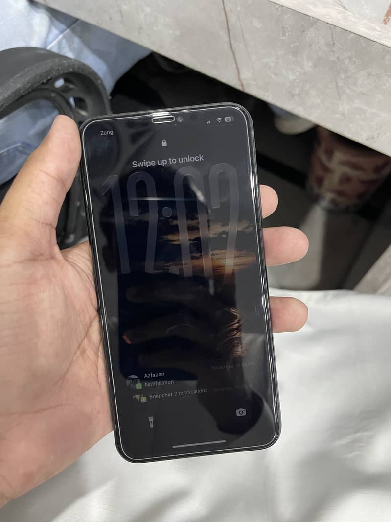 Apple iPhone 11 Pro Max 3