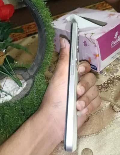 Vivo Y19s
