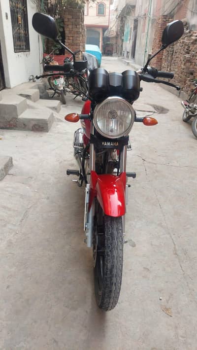 Yamaha 125 YBZ