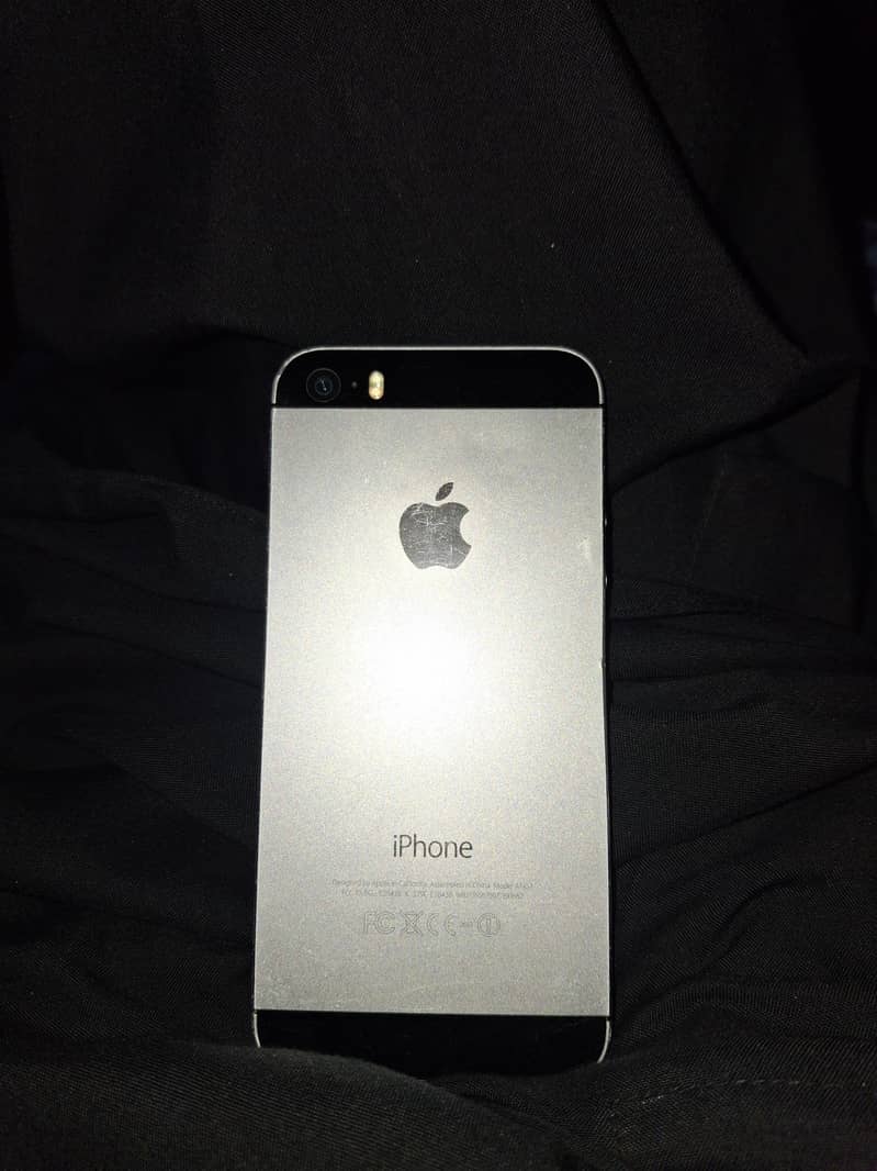 Apple iPhone 5s 0