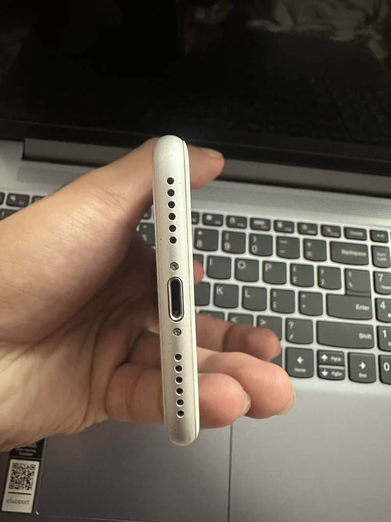 Iphone 8 PTA Approved 7