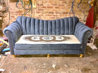 5 seter sofa10 year foam ki warranty