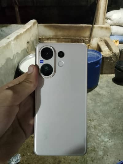 Vivo V60