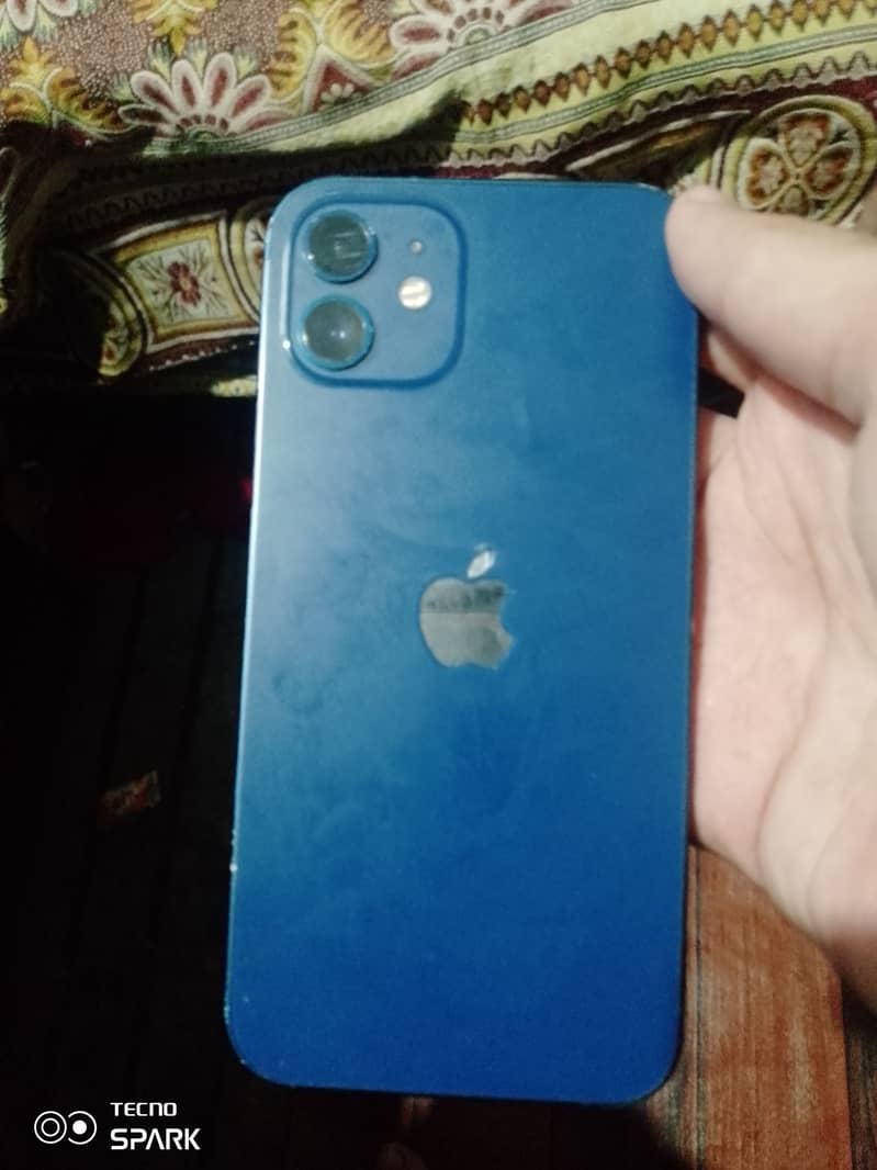 Apple iPhone 12 2