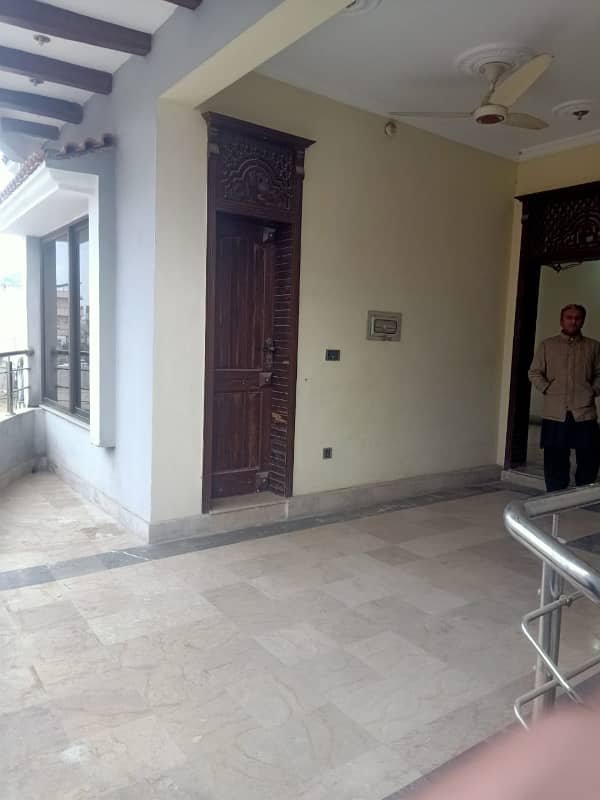 2bedrom upper portion for rent E11/2 markaz 2