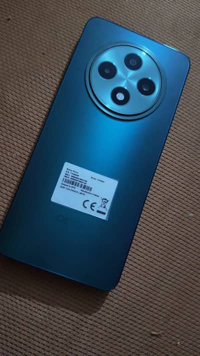 OPPO Reno 12F