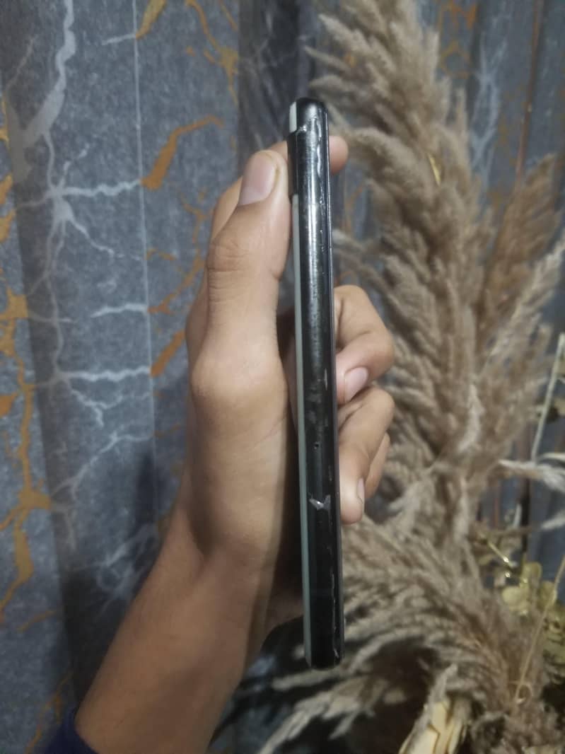 Google Pixel 6a 4