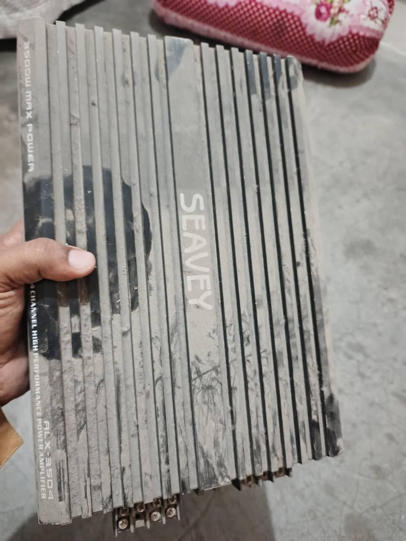 good condition amplifier 1