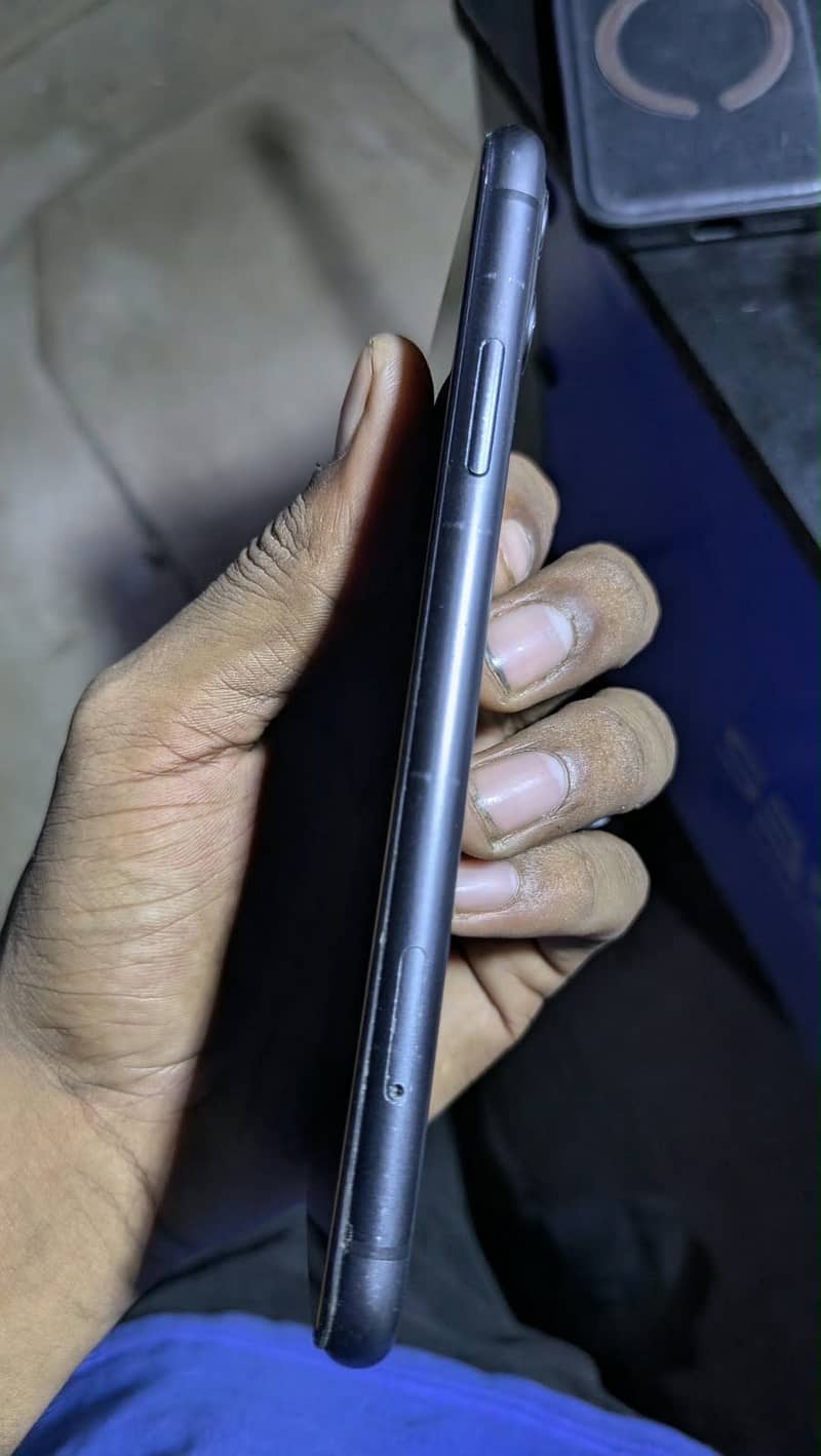 Apple iPhone 11 1