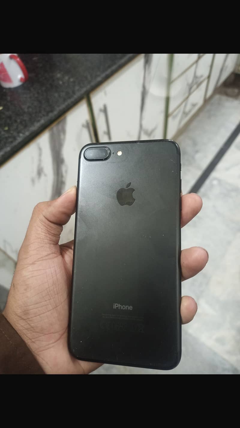 Apple iPhone 7 Plus 0