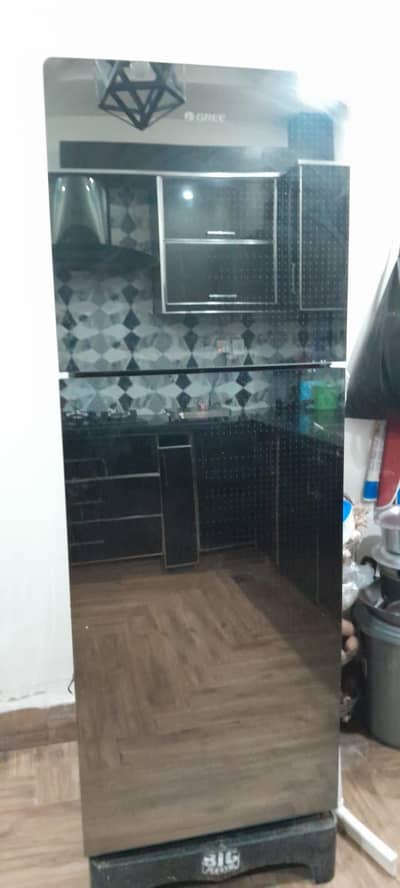 Gree refrigerator 12-13 cubic