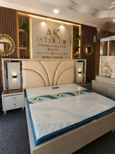 female staff required for showroom management & social media marketing