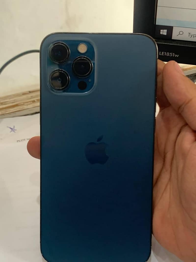 iphone 12 pro max 1