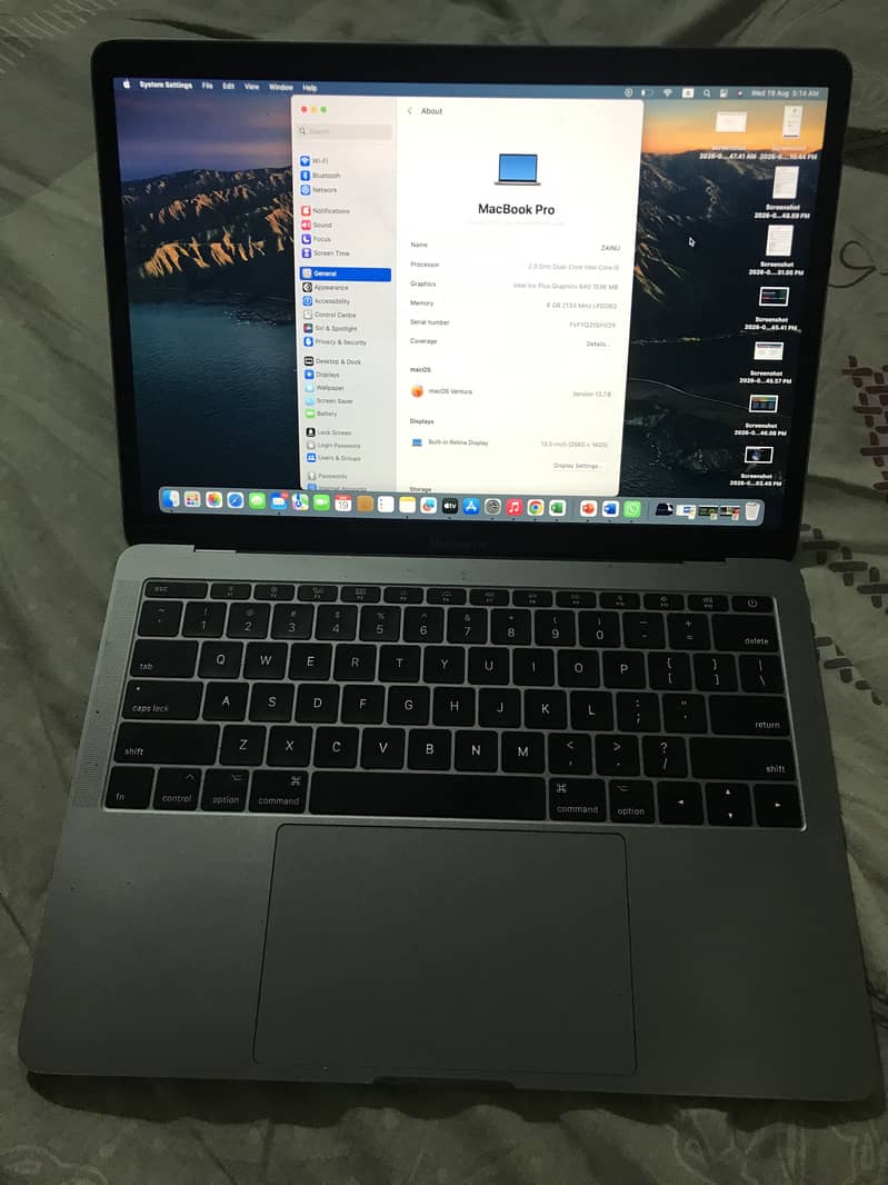 Mac book iPhone 2017 pro 4