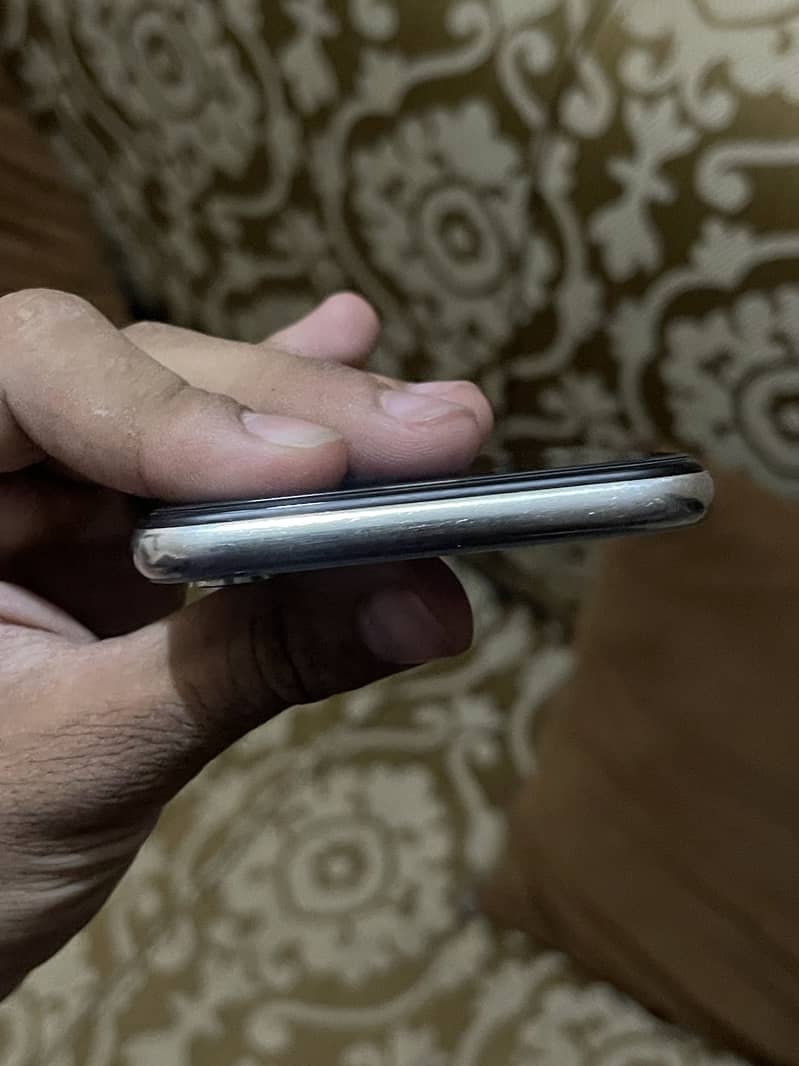Apple iPhone X 1