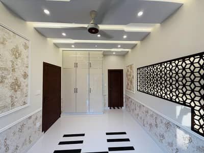 Barnd new full house available for rent in Islamabad D12