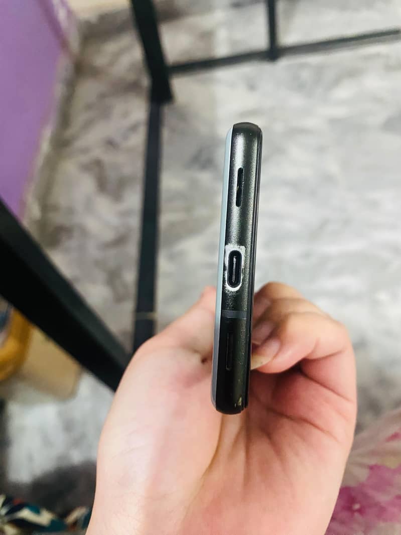 Google Pixel 6a 4
