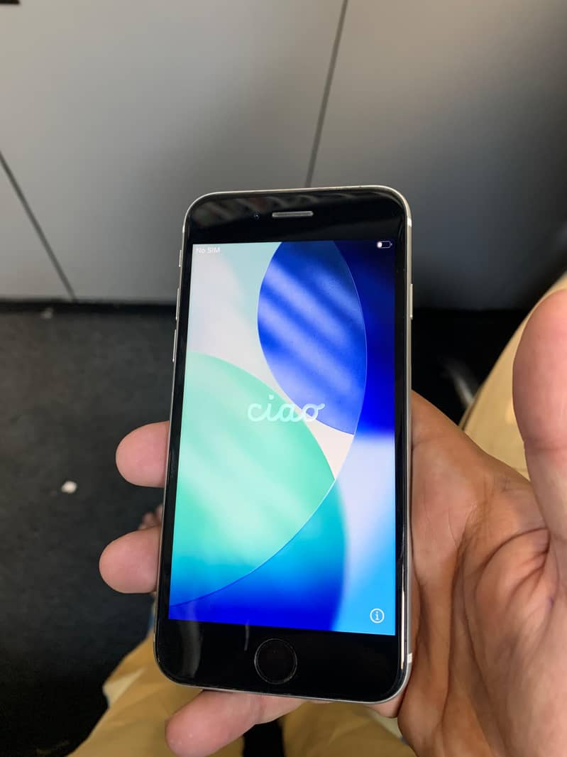 Apple iPhone SE 1