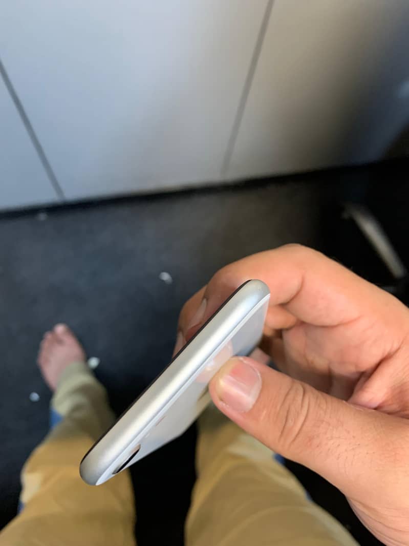 Apple iPhone SE 2